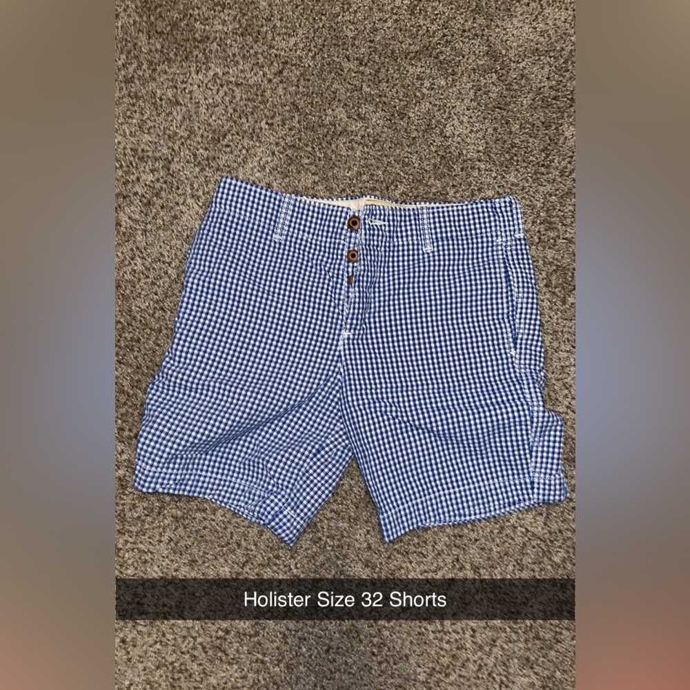 Holister Shorts Waist Size 32 / Checkered Blue & Navy Blue